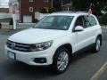 Candy White - Tiguan SE Photo No. 3