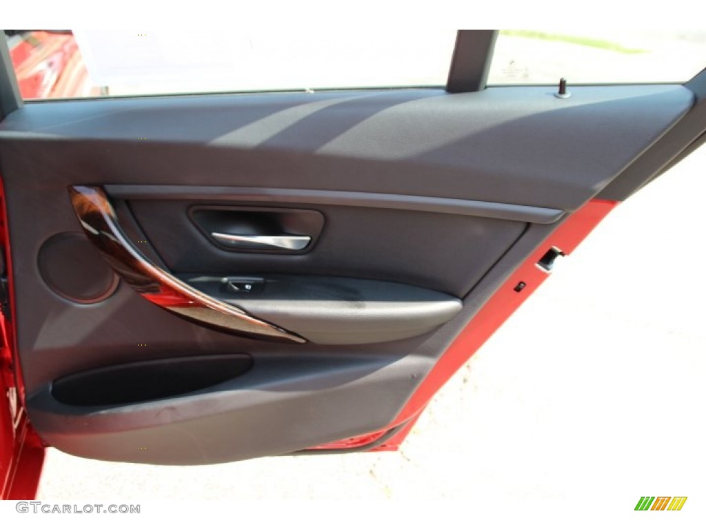 2014 3 Series 320i xDrive Sedan - Melbourne Red Metallic / Black photo #23