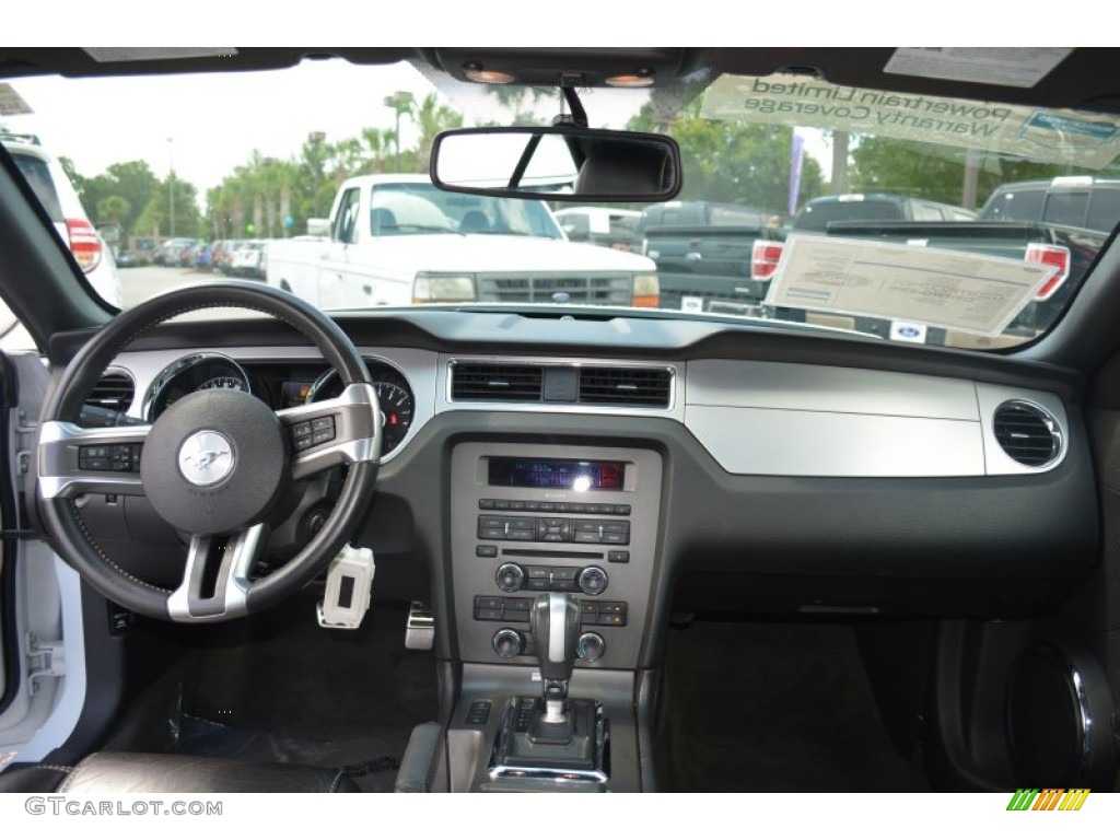 2014 Mustang V6 Convertible - Oxford White / Charcoal Black photo #11