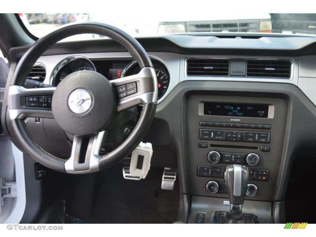 2014 Mustang V6 Convertible - Oxford White / Charcoal Black photo #12