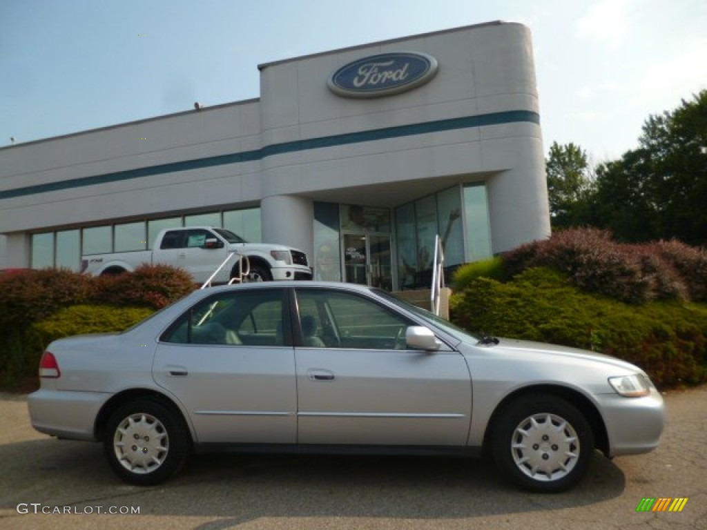 2002 Accord LX Sedan - Satin Silver Metallic / Quartz Gray photo #1