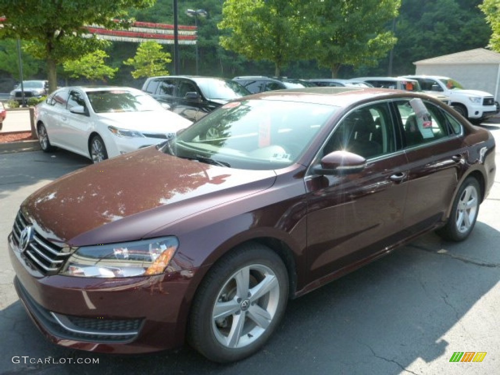 2012 Passat 2.5L SE - Opera Red Metallic / Titan Black photo #3