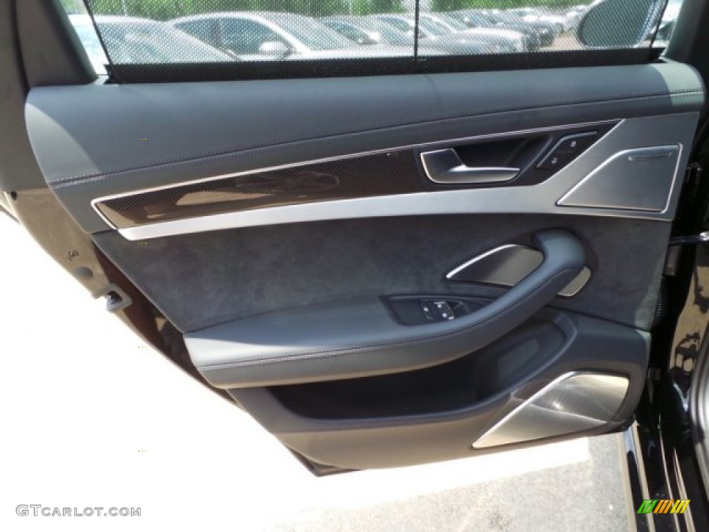 2015 S8 quattro S - Brilliant Black / Black Valcona photo #26