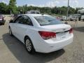 Summit White - Cruze LS Photo No. 4