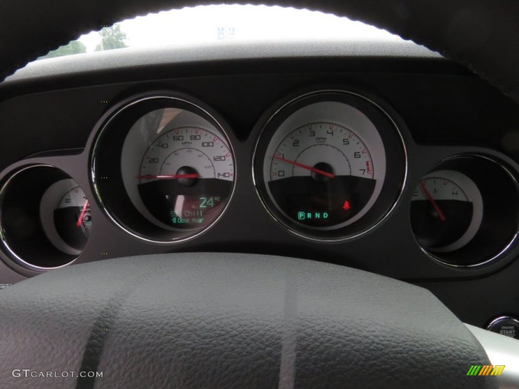 2014 Challenger SXT - Billet Silver Metallic / Dark Slate Gray photo #12