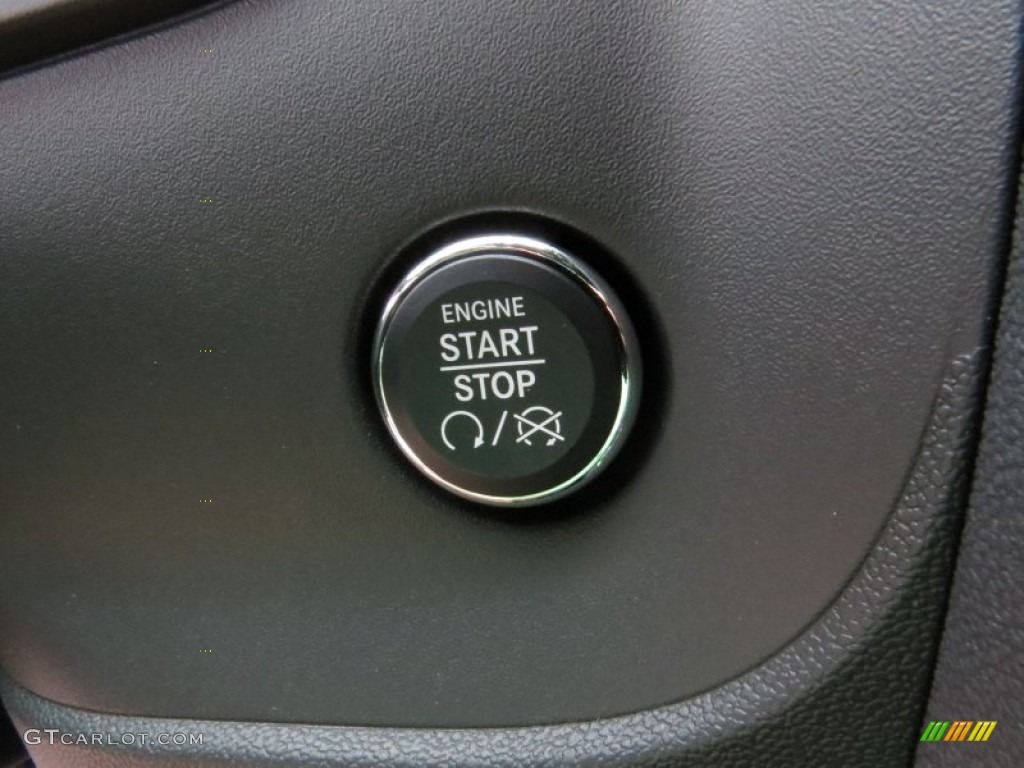 2014 Challenger SXT - Billet Silver Metallic / Dark Slate Gray photo #14