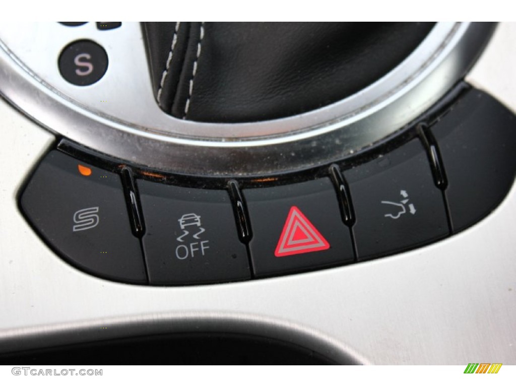 2013 Audi TT S 2.0T quattro Coupe Controls Photo #95639510