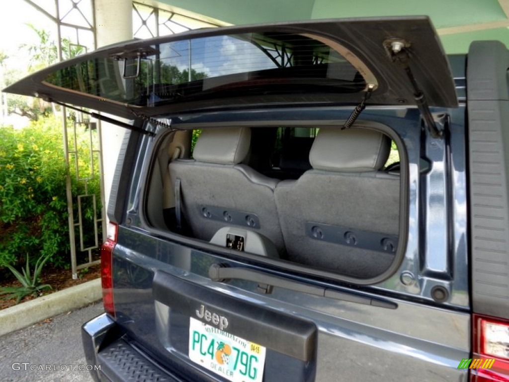 2006 Commander  - Steel Blue Metallic / Medium Slate Gray photo #19