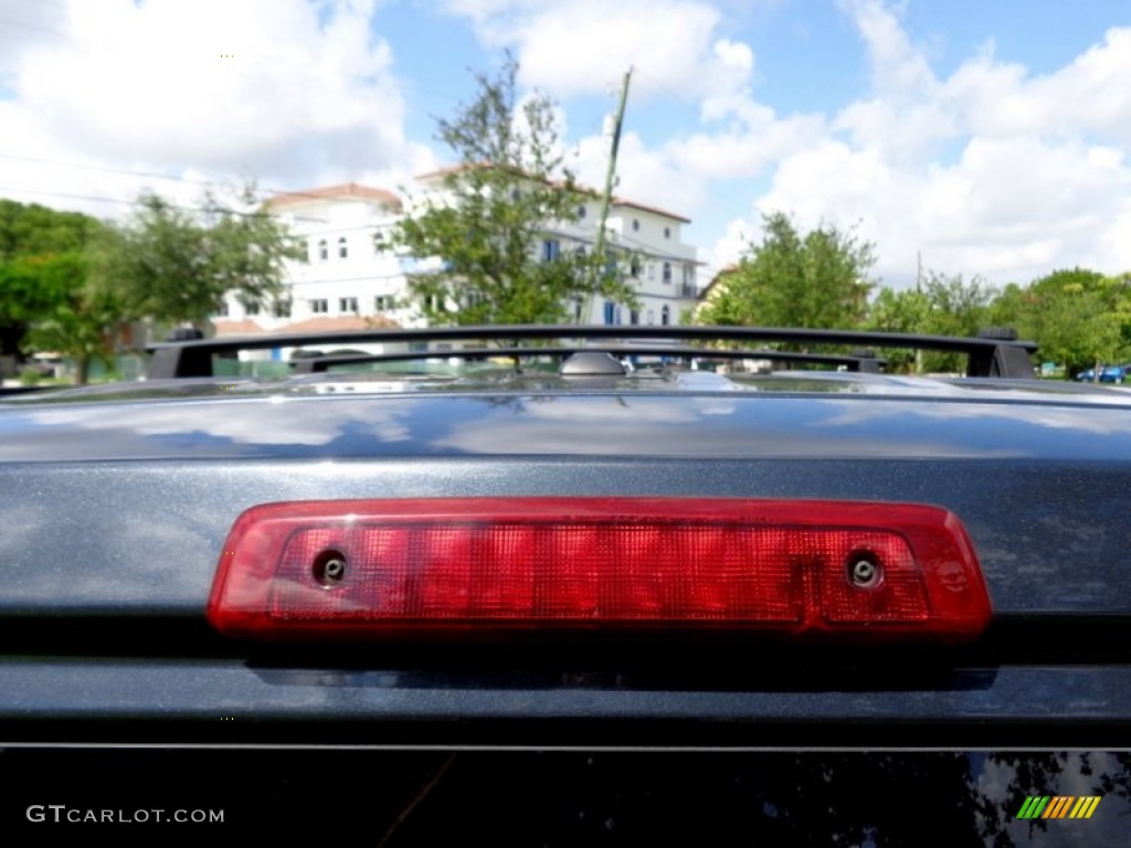 2006 Commander  - Steel Blue Metallic / Medium Slate Gray photo #50