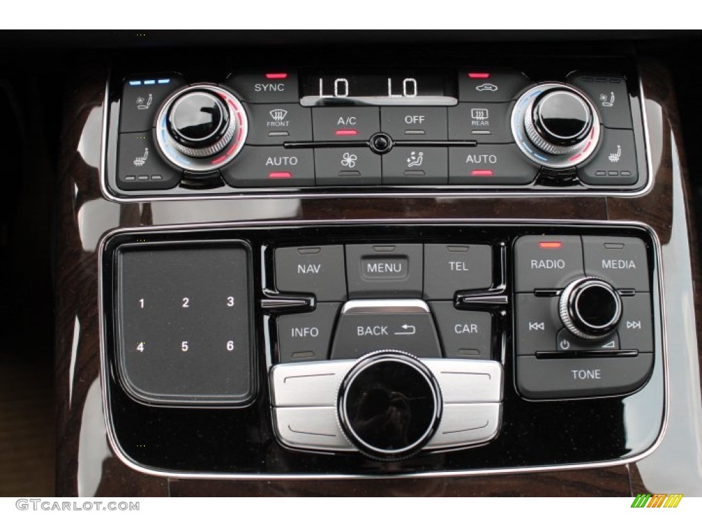2015 Audi A8 3.0T quattro Controls Photo #95648486