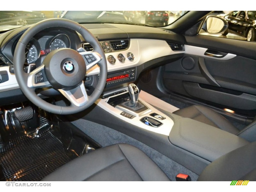 Black Interior 2015 BMW Z4 sDrive28i Photo #95650170