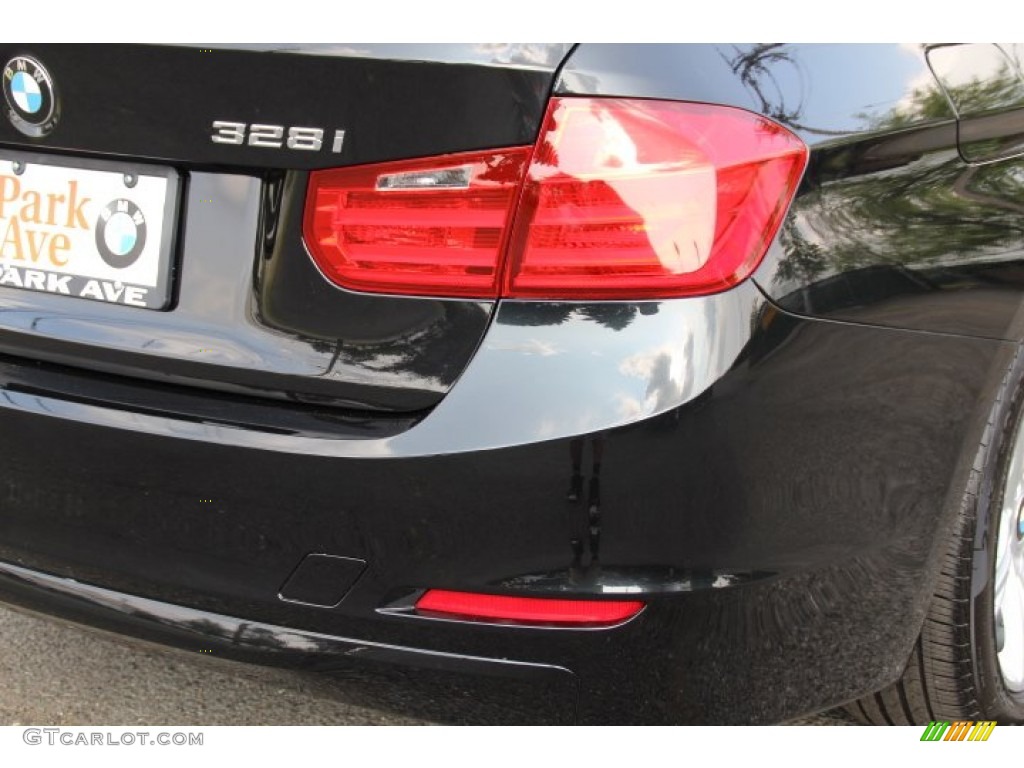 2014 3 Series 328i xDrive Sedan - Black Sapphire Metallic / Black photo #21