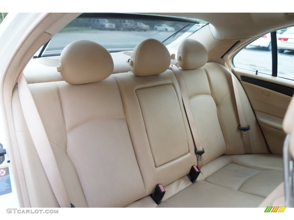 2002 C 320 Sedan - Alabaster White / Java photo #20
