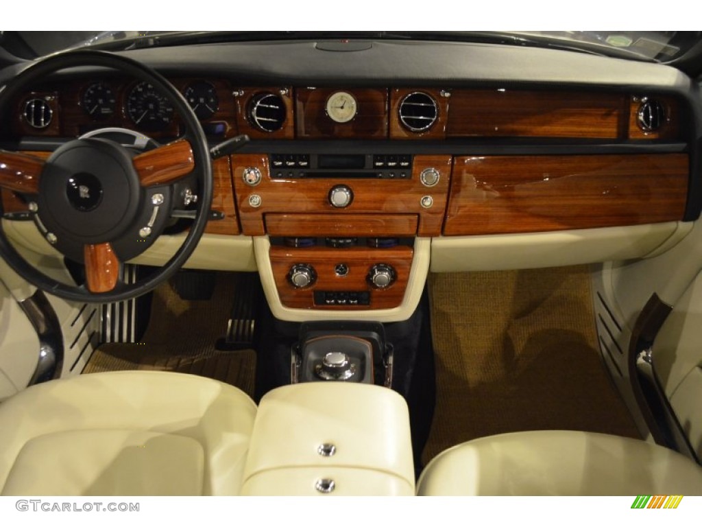 2008 Rolls-Royce Phantom Drophead Coupe Standard Phantom Drophead Coupe Model Light Creme Dashboard Photo #95662186