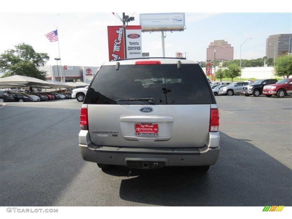 2003 Expedition XLT 4x4 - Silver Birch Metallic / Medium Parchment photo #6