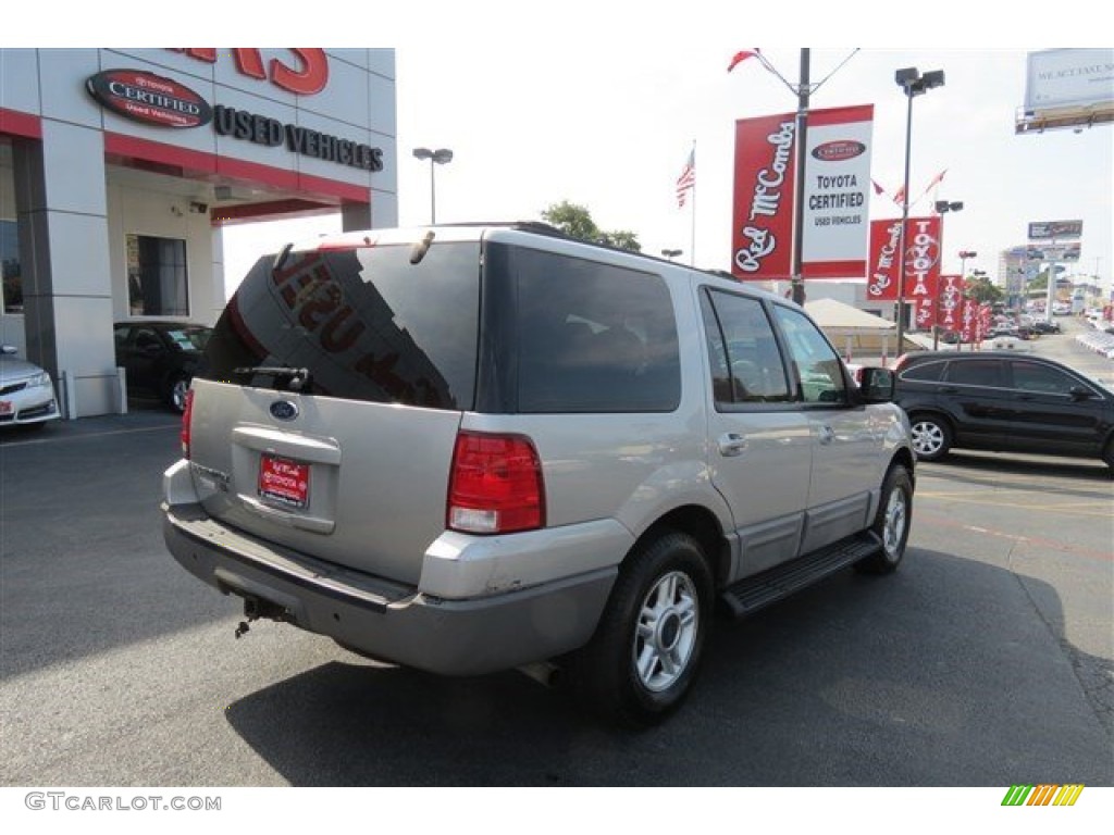 2003 Expedition XLT 4x4 - Silver Birch Metallic / Medium Parchment photo #7