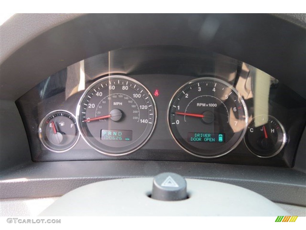 2007 Grand Cherokee Laredo - Stone White / Medium Slate Gray photo #16