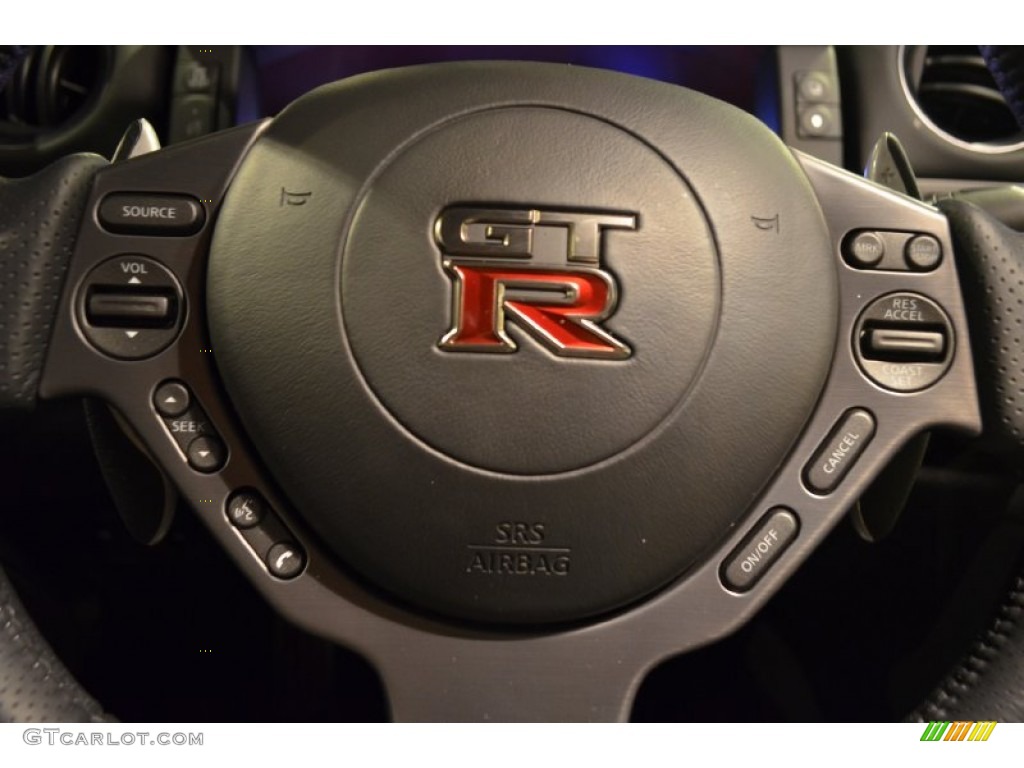 2014 Nissan GT-R Track Edition Marks and Logos Photo #95666290