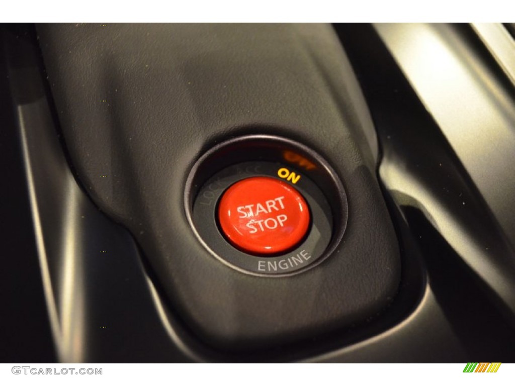 2014 Nissan GT-R Track Edition Controls Photos