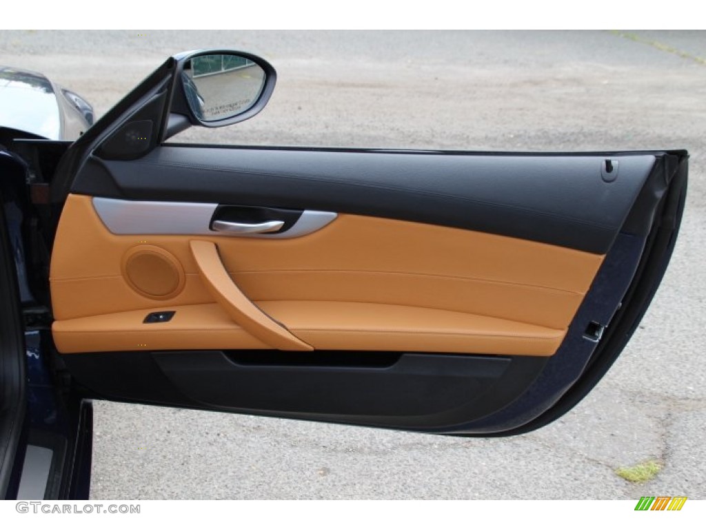 2014 BMW Z4 sDrive35i Walnut Door Panel Photo #95671761
