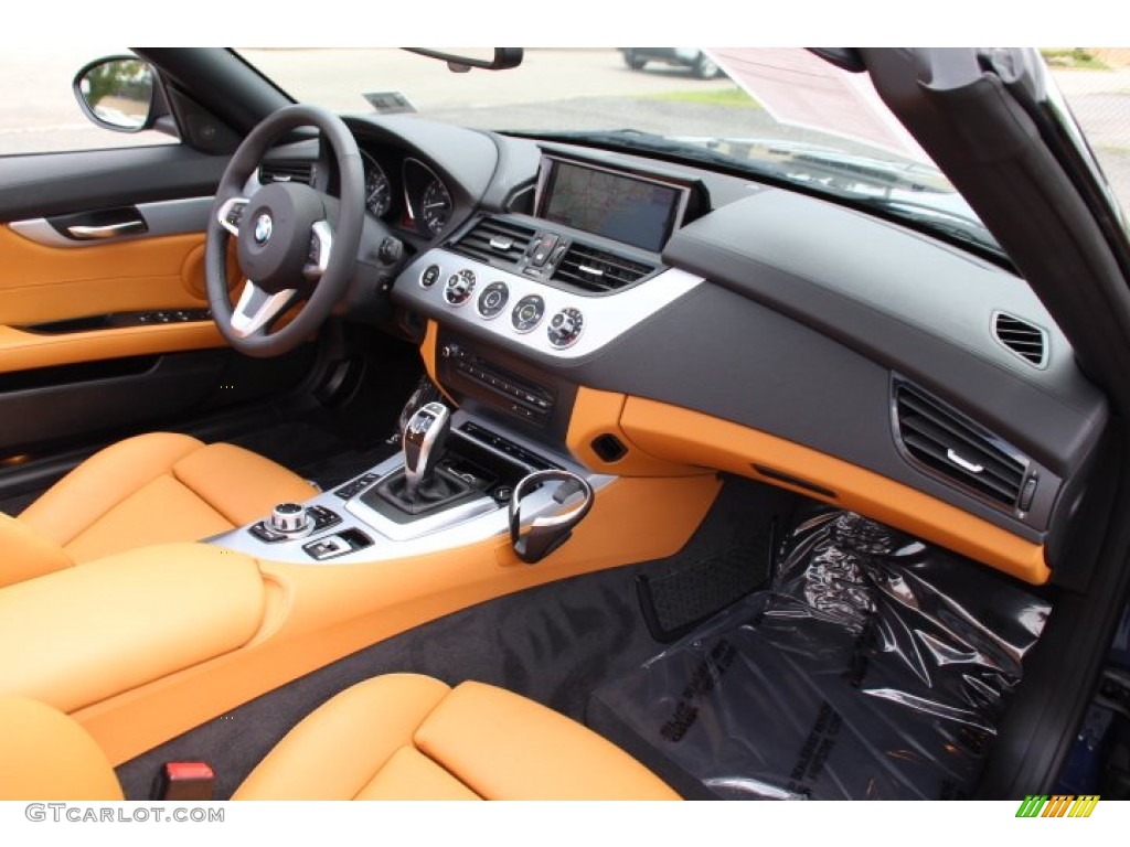 2014 BMW Z4 sDrive35i Dashboard Photos