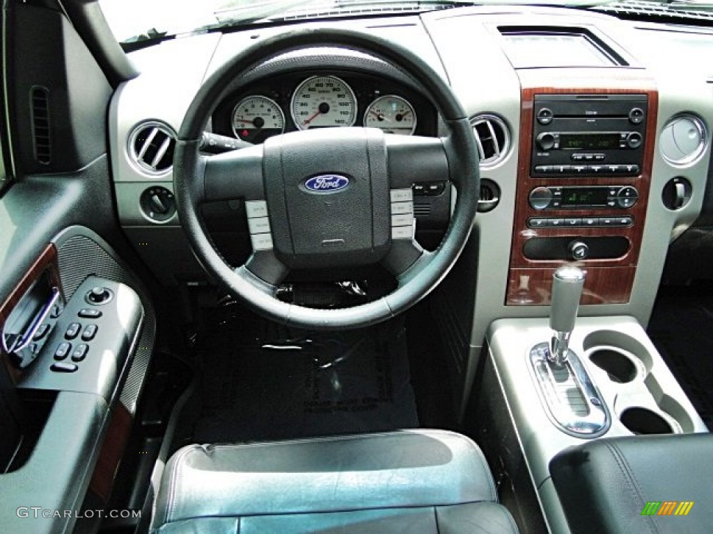 2006 Ford F150 Lariat SuperCrew Dashboard Photos