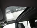 2011 White Platinum Tri-Coat Lincoln Navigator L 4x4  photo #20