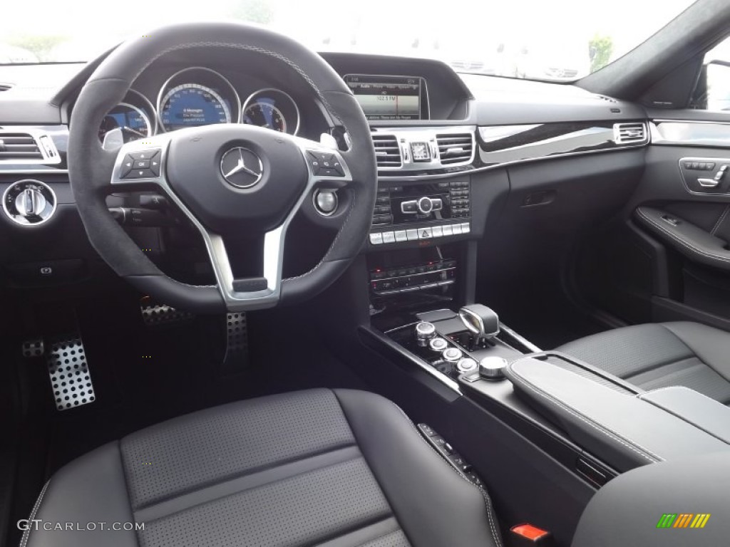 Black Interior 2014 Mercedes-Benz E 63 AMG S-Model Photo #95694321
