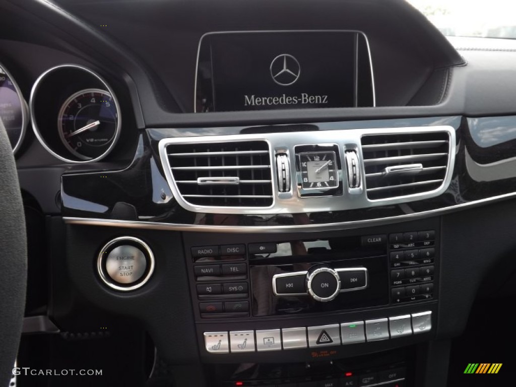 2014 Mercedes-Benz E 63 AMG S-Model Controls Photos