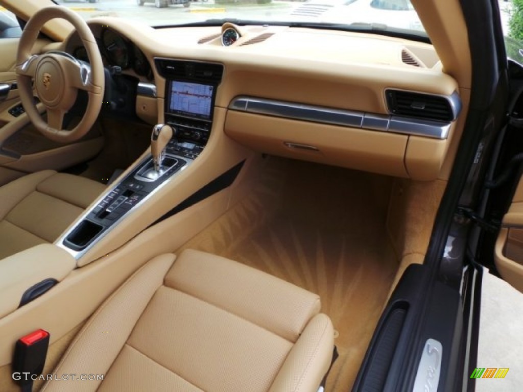 2012 Porsche 911 Carrera S Cabriolet Sand Beige Dashboard Photo #95694447