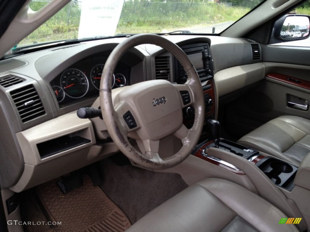 2005 Grand Cherokee Limited 4x4 - Deep Beryl Green Pearl / Dark Khaki/Light Graystone photo #5