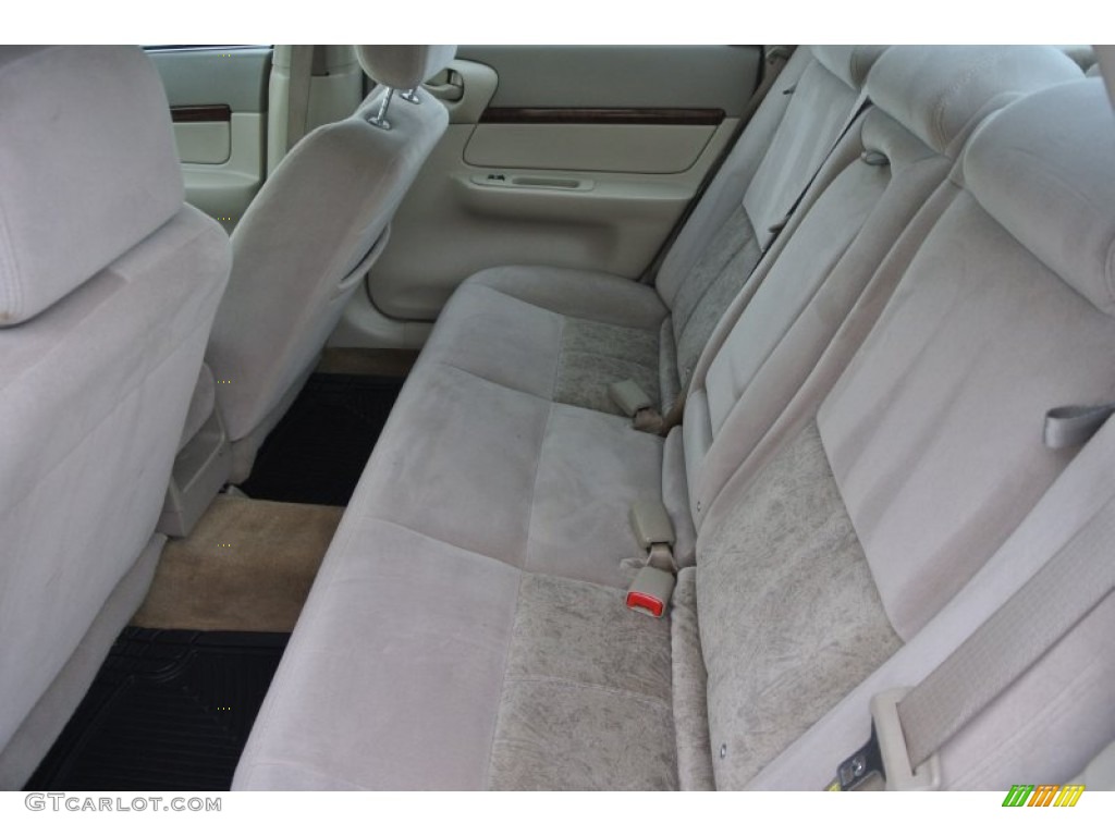 2005 Impala  - Sandstone Metallic / Neutral Beige photo #17
