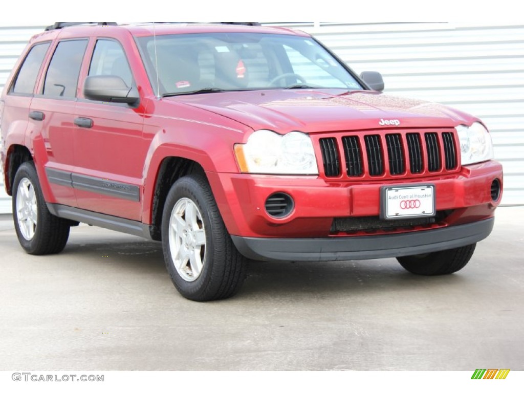 2005 Grand Cherokee Laredo - Inferno Red Crystal Pearl / Medium Slate Gray photo #1