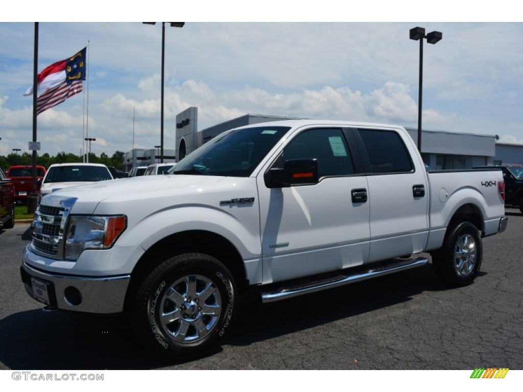 2014 F150 XLT SuperCrew 4x4 - Oxford White / Steel Grey photo #3