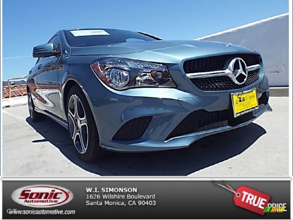 2014 CLA 250 - Universe Blue Metallic / Beige photo #1