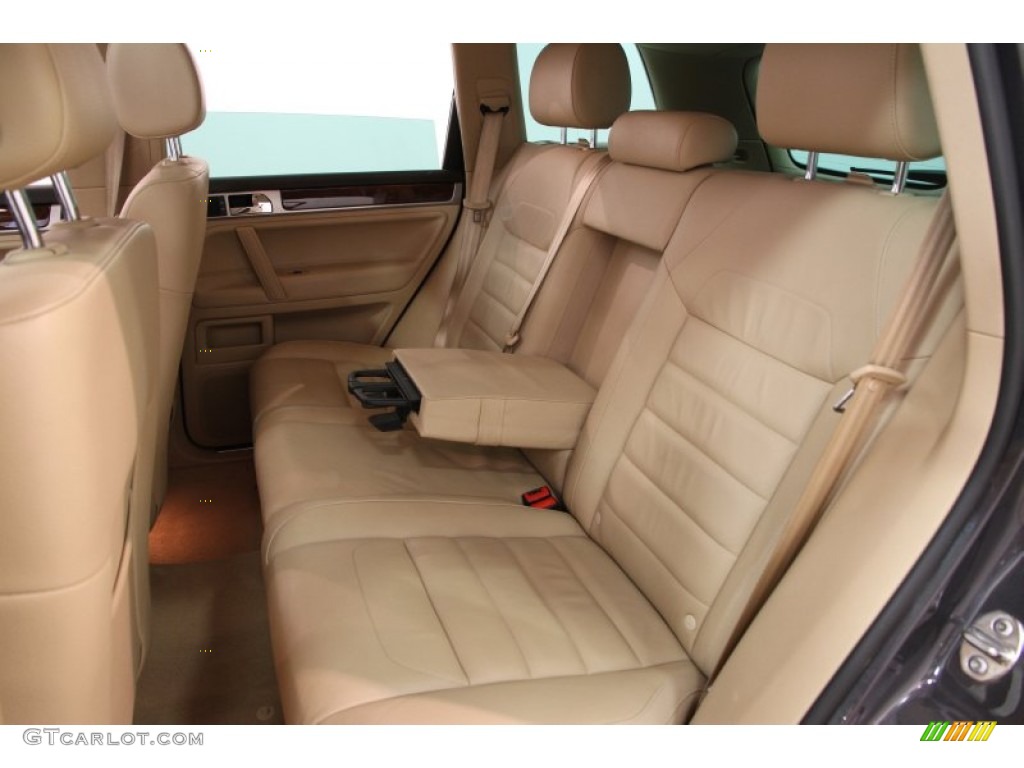 2008 Volkswagen Touareg 2 VR6 Interior Color Photos