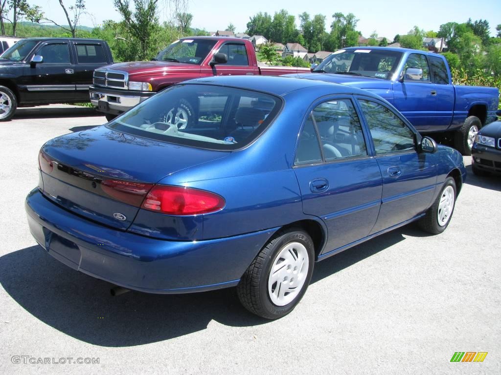 1999 Escort SE Sedan - Atlantic Blue Metallic / Medium Graphite photo #4