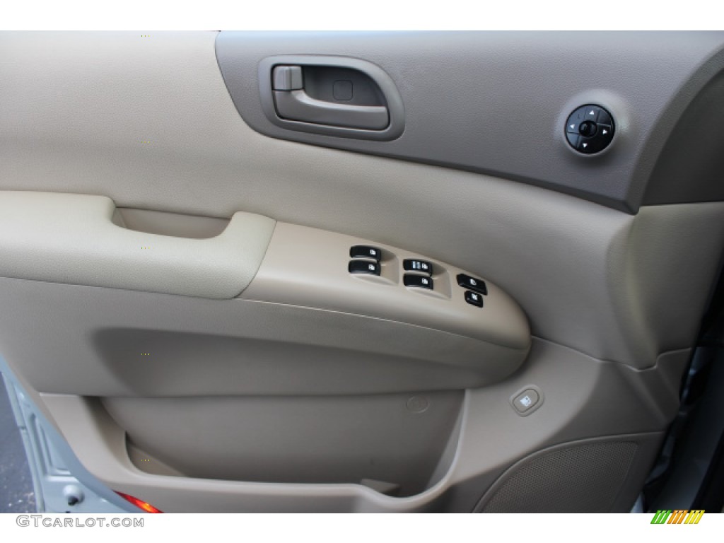 2012 Sedona LX - Silverstone Beige / Beige photo #15