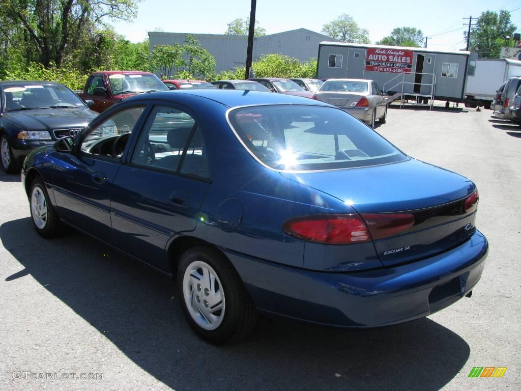 1999 Escort SE Sedan - Atlantic Blue Metallic / Medium Graphite photo #8