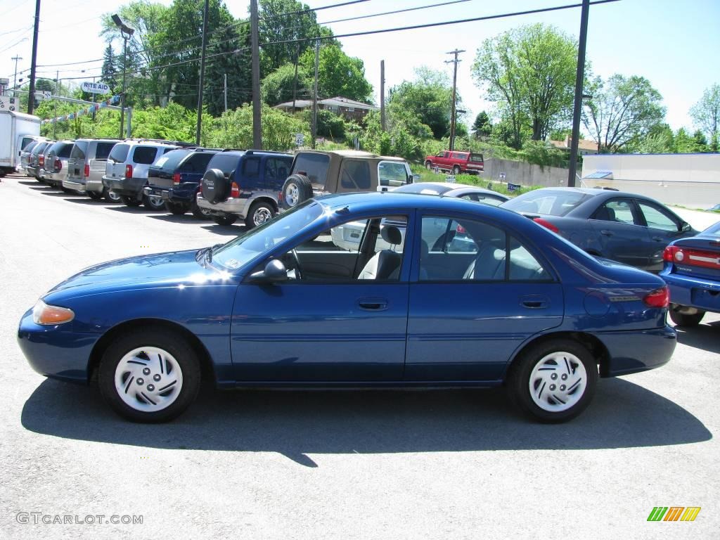 1999 Escort SE Sedan - Atlantic Blue Metallic / Medium Graphite photo #9