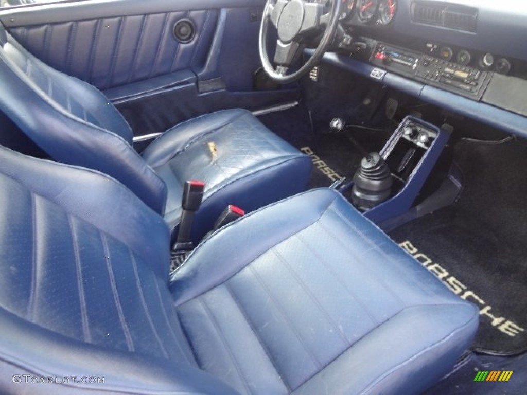 Blue Interior 1984 Porsche 911 Carrera Targa Photo #95731381