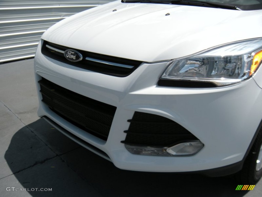 2014 Escape SE 2.0L EcoBoost - Oxford White / Charcoal Black photo #10