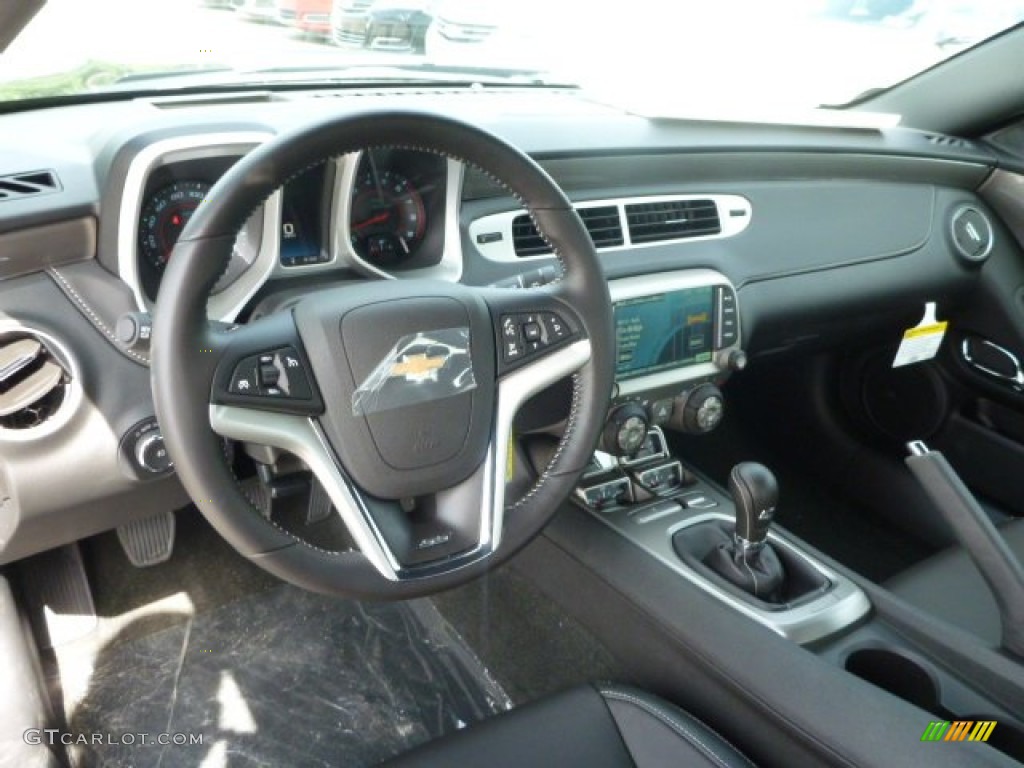 2015 Chevrolet Camaro SS/RS Coupe Dashboard Photos