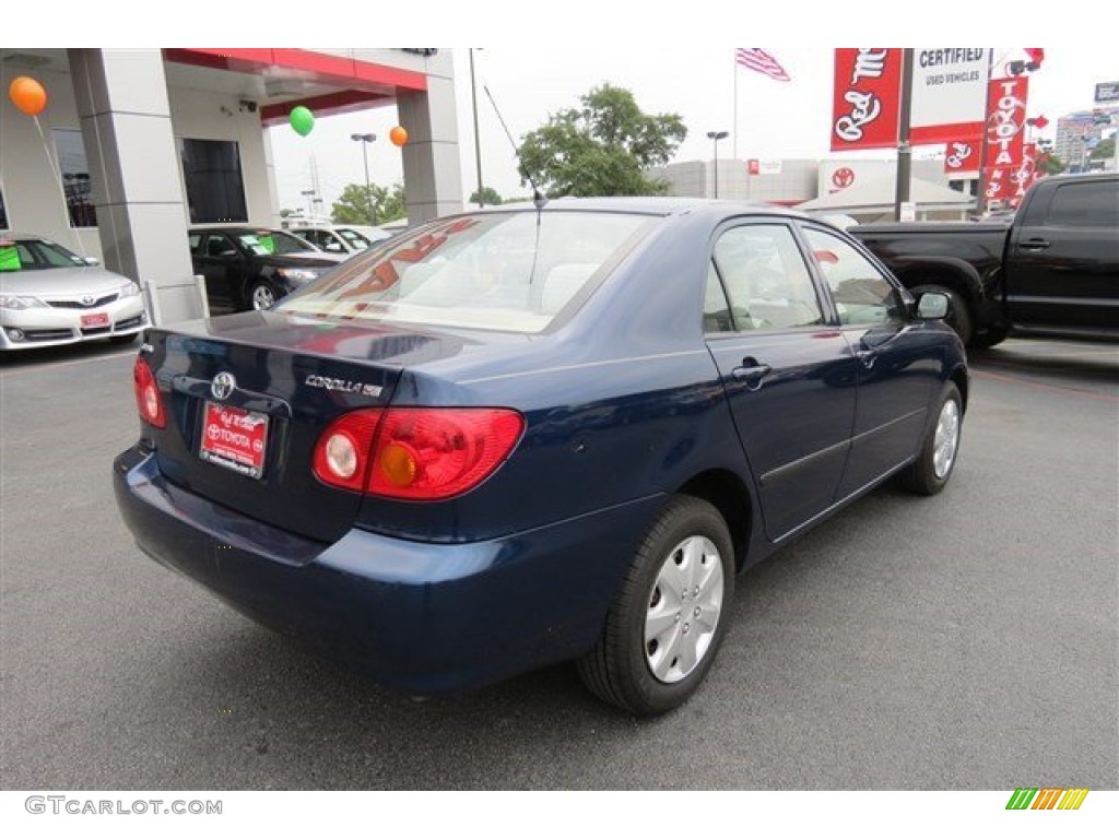 2004 Corolla LE - Indigo Ink Blue Pearl / Light Gray photo #7