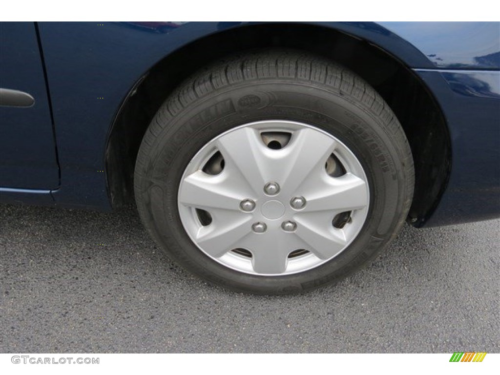 2004 Corolla LE - Indigo Ink Blue Pearl / Light Gray photo #9