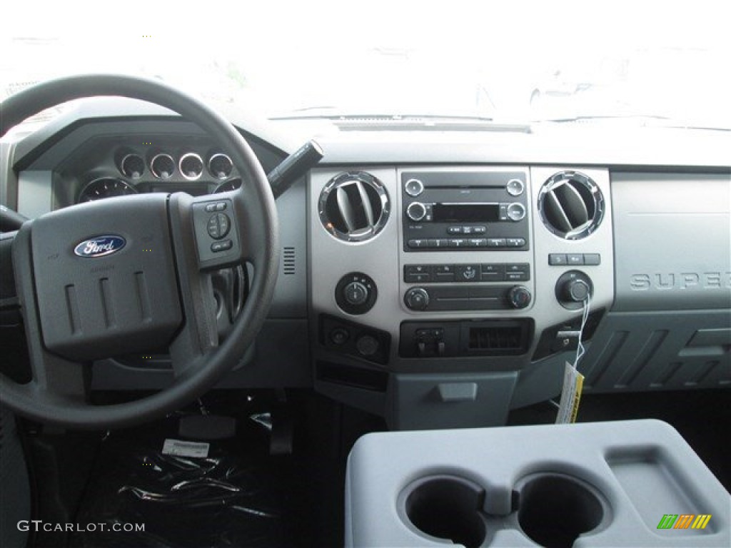 2015 F250 Super Duty XLT Crew Cab 4x4 - Magnetic / Steel photo #10