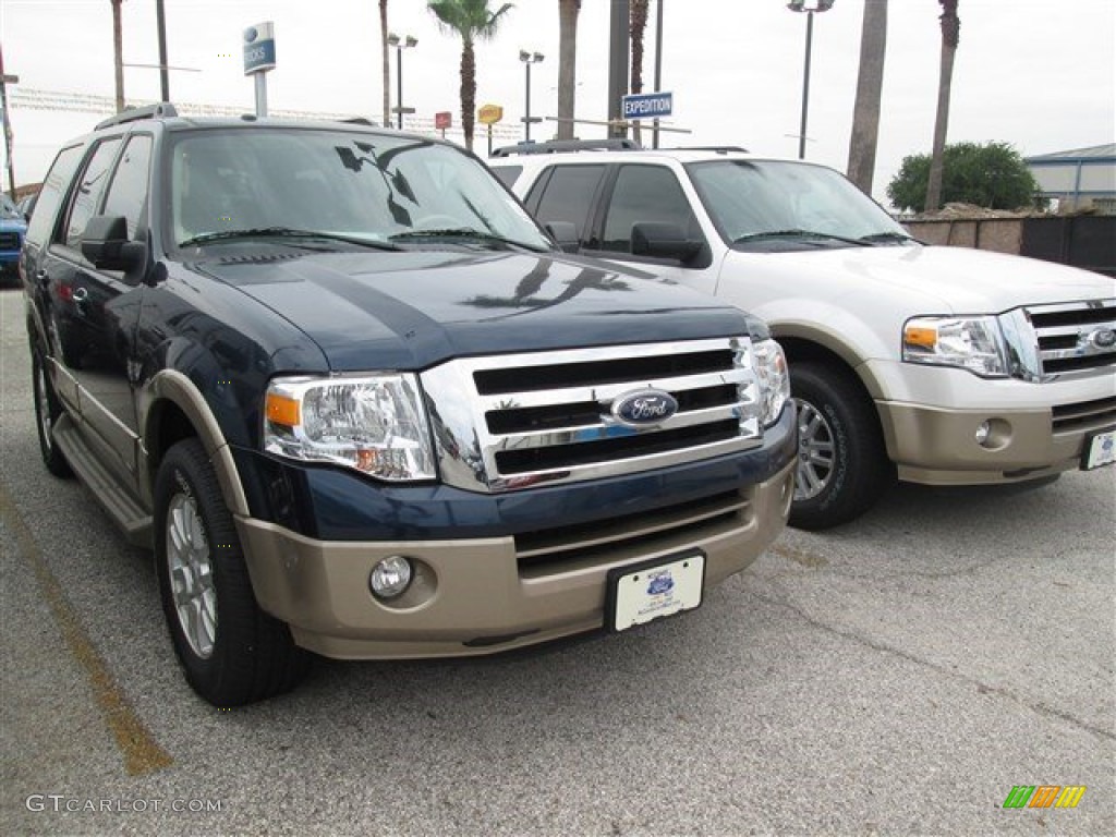 Blue Jeans Ford Expedition