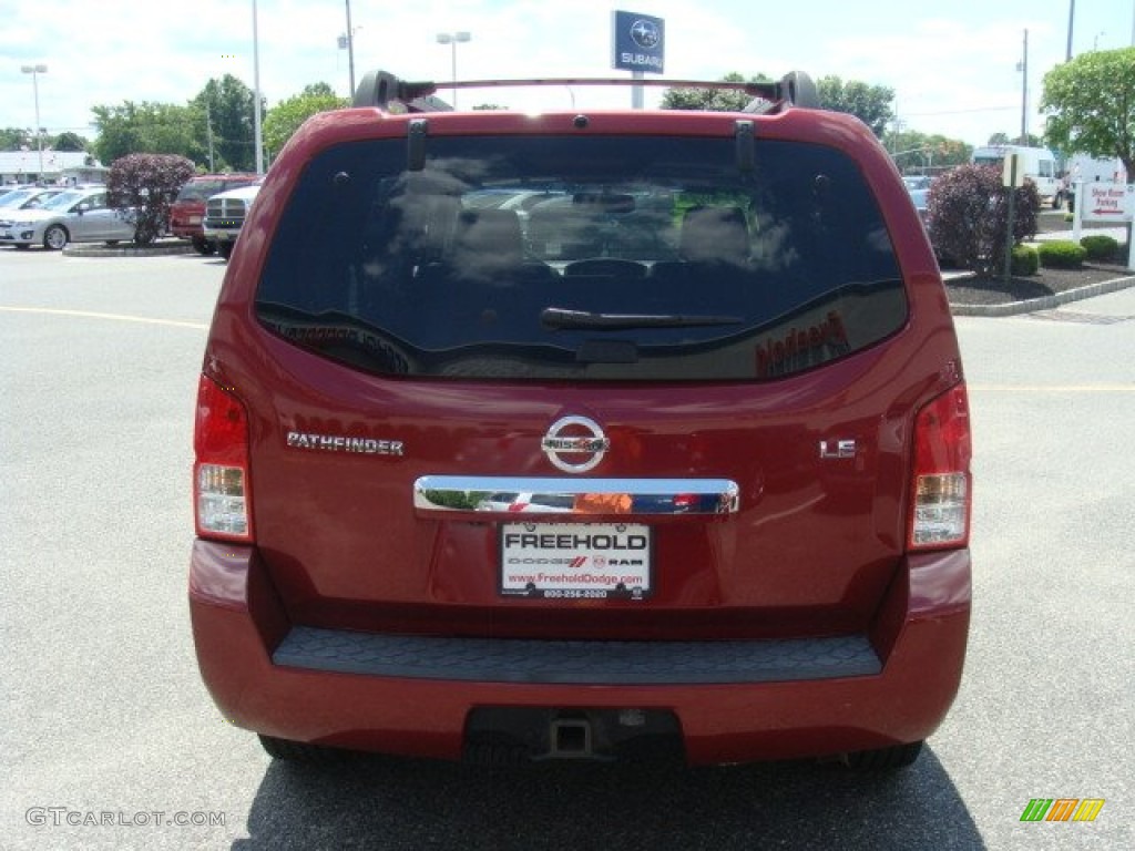 2008 Pathfinder LE V8 4x4 - Red Brawn / Graphite photo #5