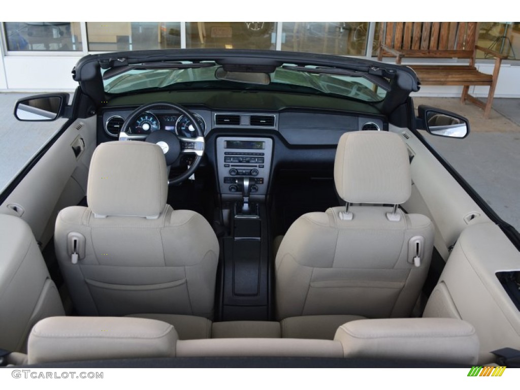 2010 Mustang V6 Convertible - Brilliant Silver Metallic / Stone photo #11