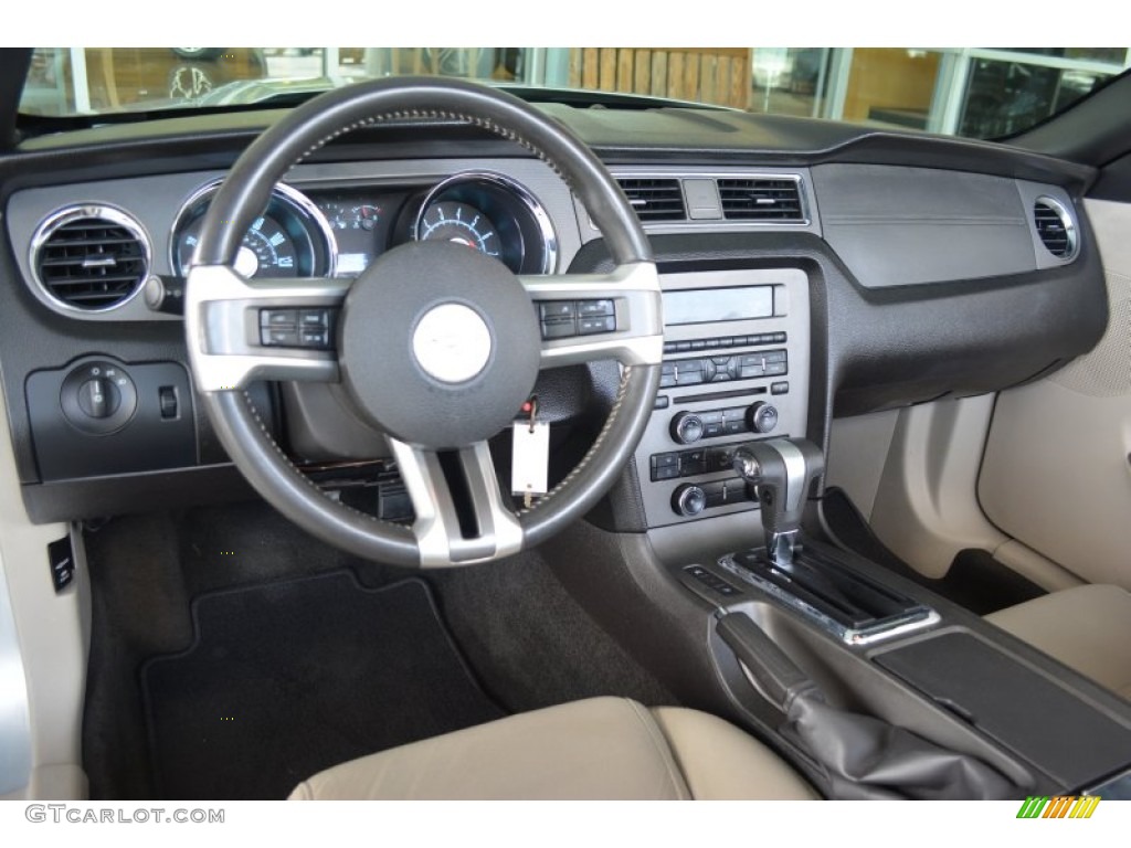 2010 Mustang V6 Convertible - Brilliant Silver Metallic / Stone photo #14